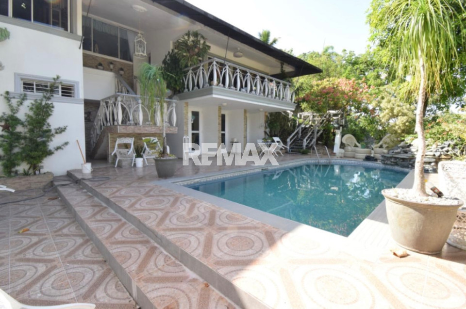 Casa en SANTO DOMINGO DE GUZMÁN, ALTOS DE ARROYO HONDO II
