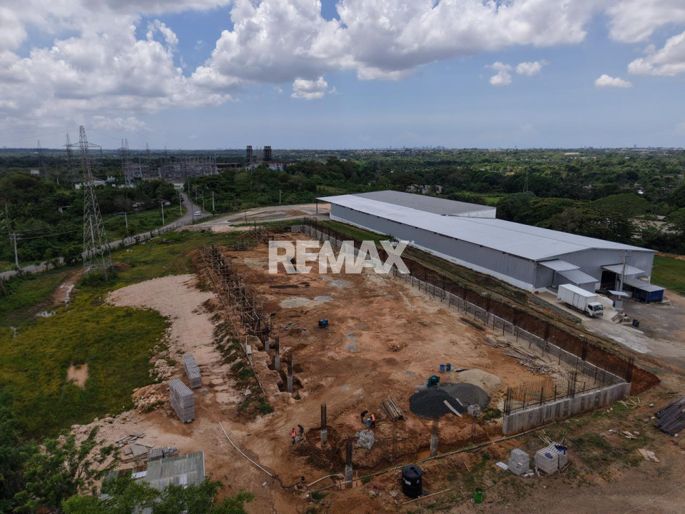 Nave Industrial en SANTO DOMINGO OESTE, PALAMARA