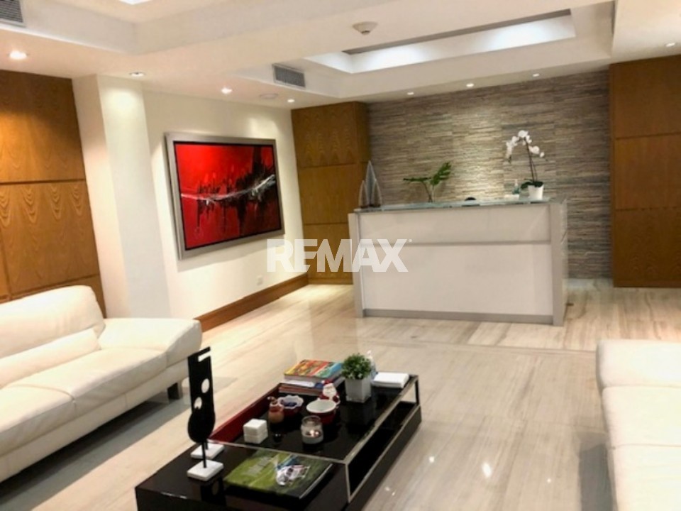 Local de Oficina en SANTO DOMINGO DE GUZMÁN, PIANTINI