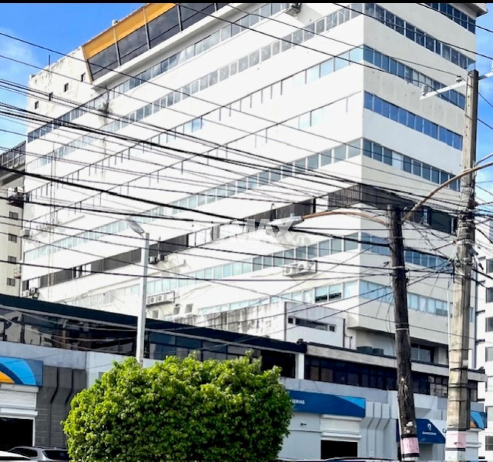 Local de Oficina en SANTO DOMINGO DE GUZMÁN, ENSANCHE NACO