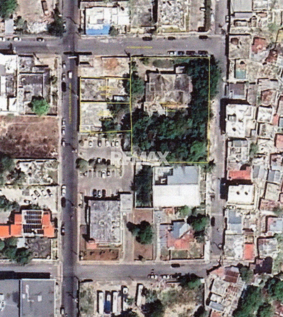 Casa en LA ROMANA, CENTRO DE LA CIUDAD