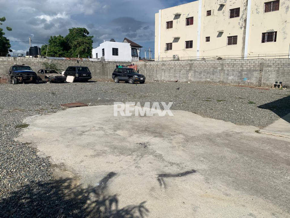 Terreno en PERAVIA, BANÍ