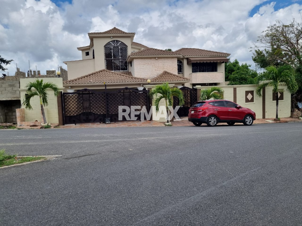 Casa en SANTO DOMINGO DE GUZMÁN, LOS RÍOS