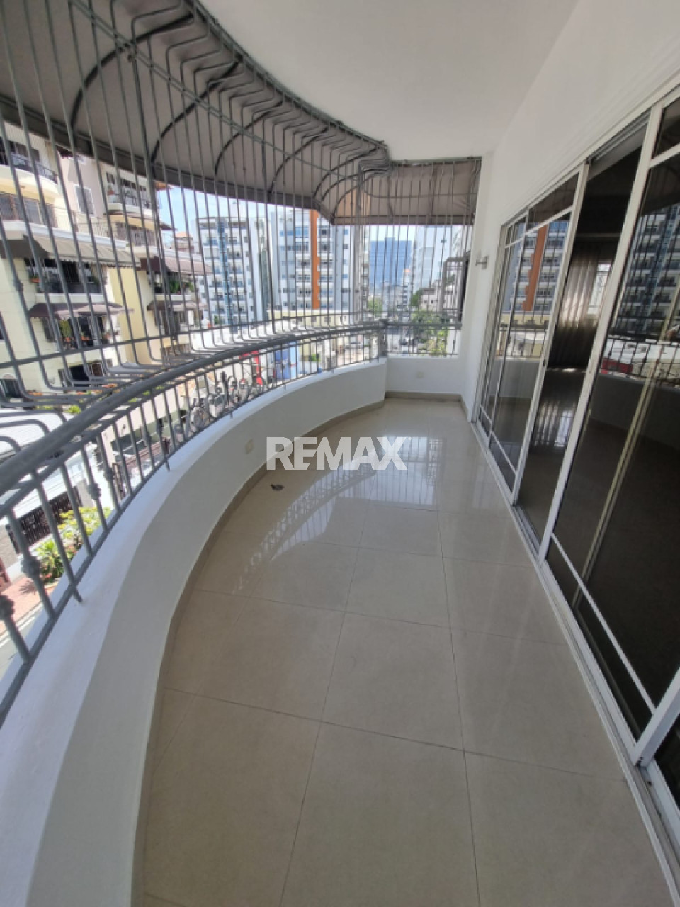 Apartment en SANTO DOMINGO DE GUZMÁN, BELLA VISTA