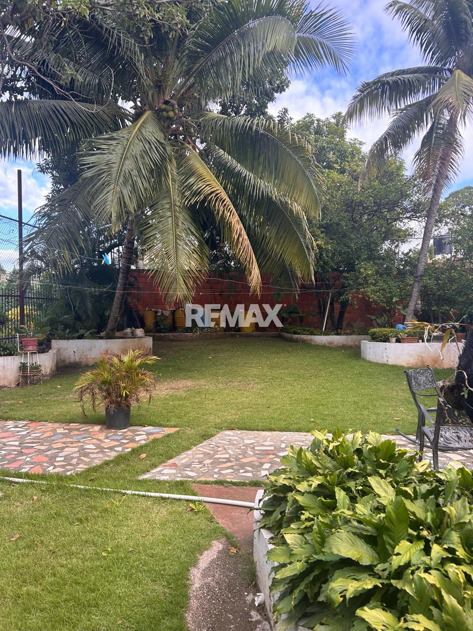 House en SANTO DOMINGO OESTE, LAS CAOBAS