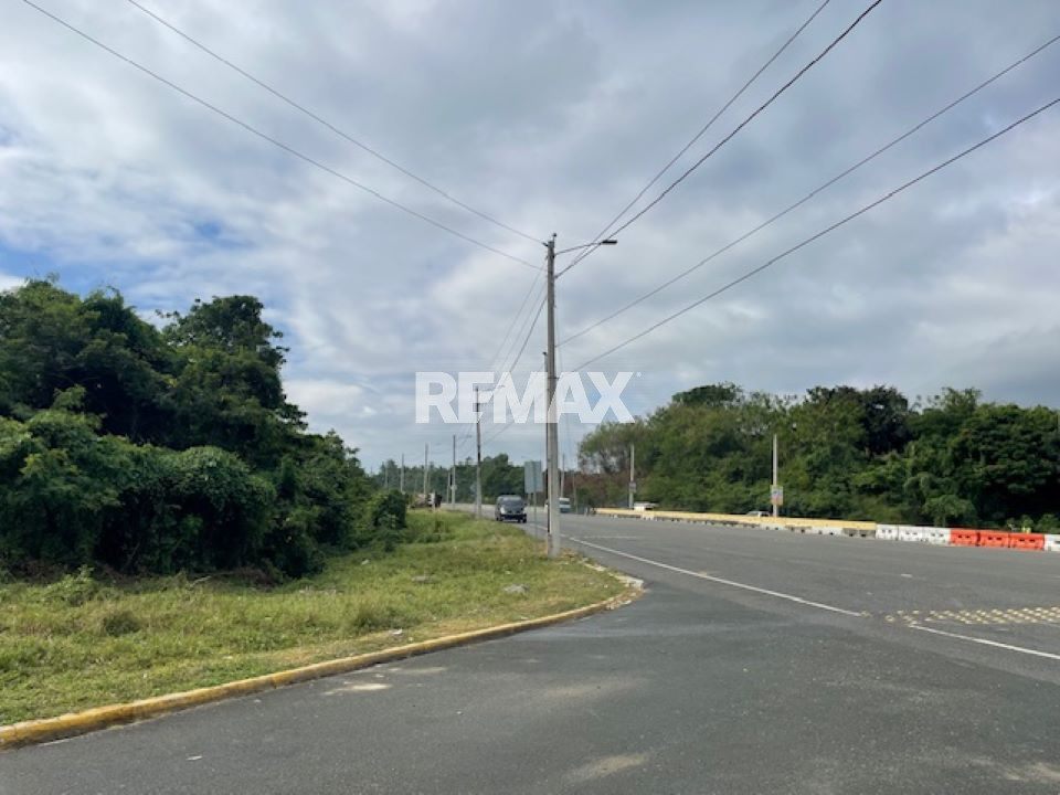 Terreno en EL PEDREGAL, SANTO DOMINGO DE GUZMÁN