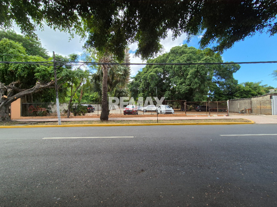 Terreno en GAZCUE, SANTO DOMINGO DE GUZMÁN