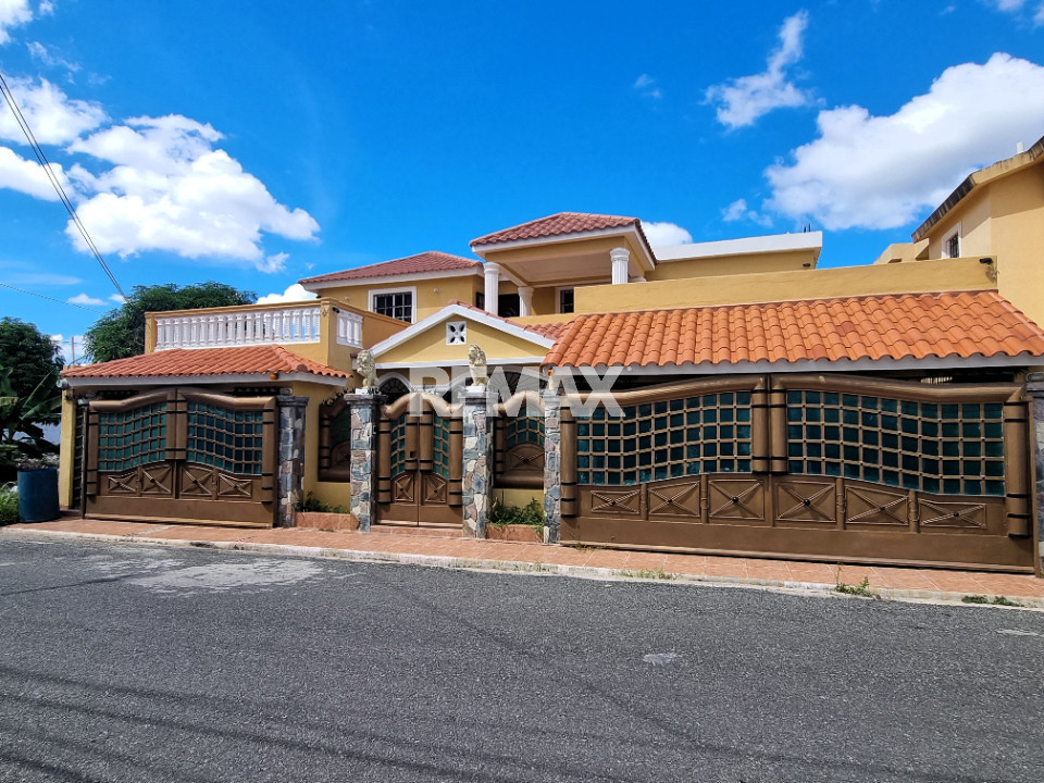 Casa en SANTO DOMINGO ESTE, RESIDENCIAL BRISA ORIENTAL I