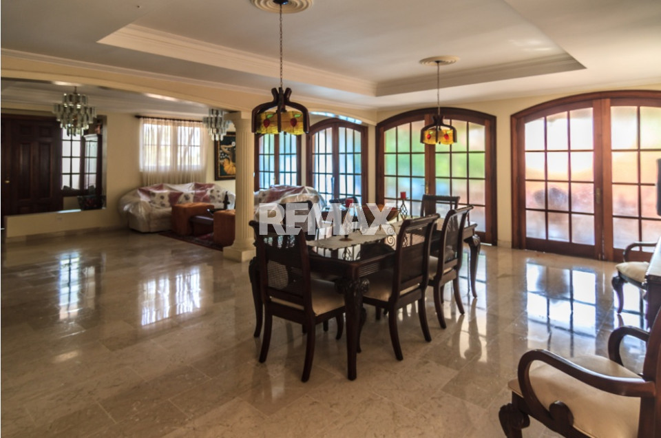 Casa en SANTO DOMINGO DE GUZMÁN, ALTOS DE ARROYO HONDO III