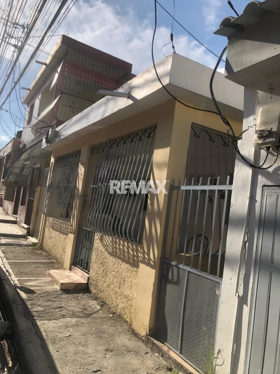 Casa en SANTO DOMINGO NORTE, URBANIZACIÓN PRIMAVERAL