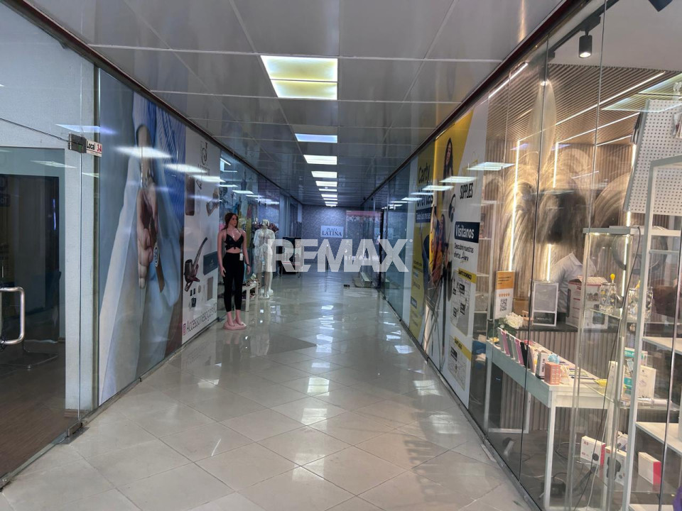 Local Comercial en SANTO DOMINGO DE GUZMÁN, ZONA COLONIAL