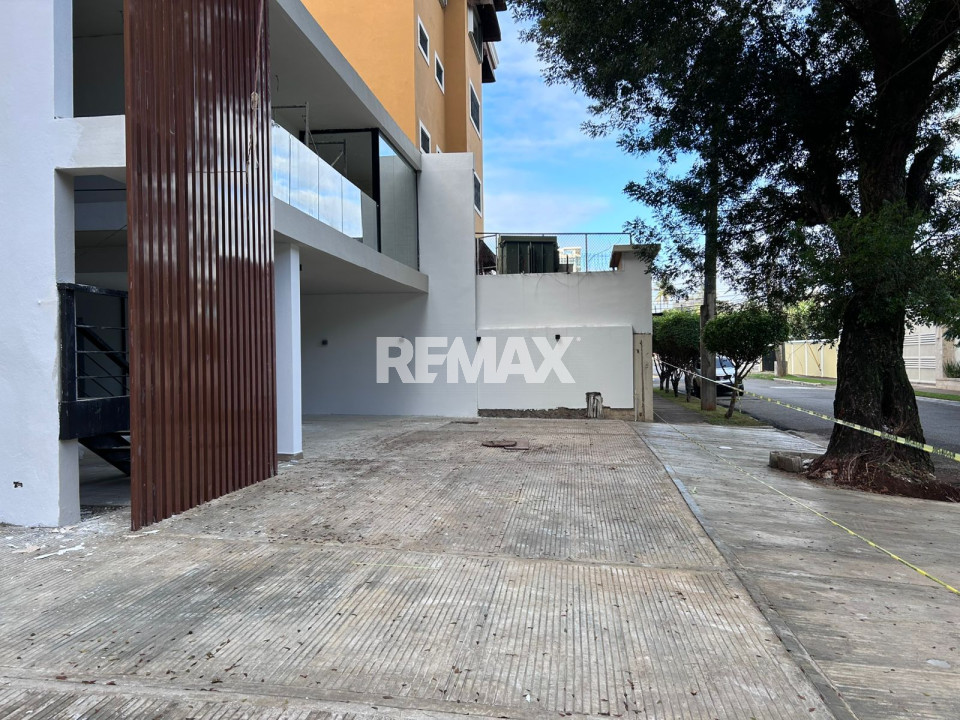 Local de Oficina en SANTO DOMINGO DE GUZMÁN, LA JULIA