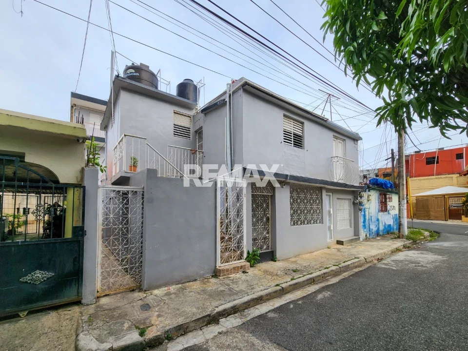 Casa en LA AGUSTINA, SANTO DOMINGO DE GUZMÁN