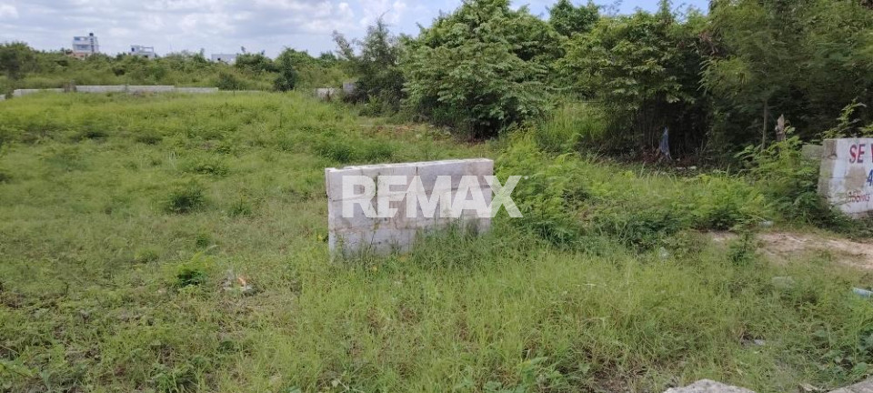 Terreno en RESIDENCIAL LAS AMÉRICAS, SANTO DOMINGO ESTE
