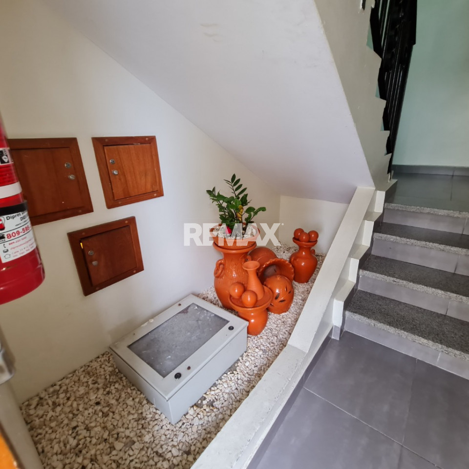Apartamento en SANTO DOMINGO ESTE, ALMA ROSA I