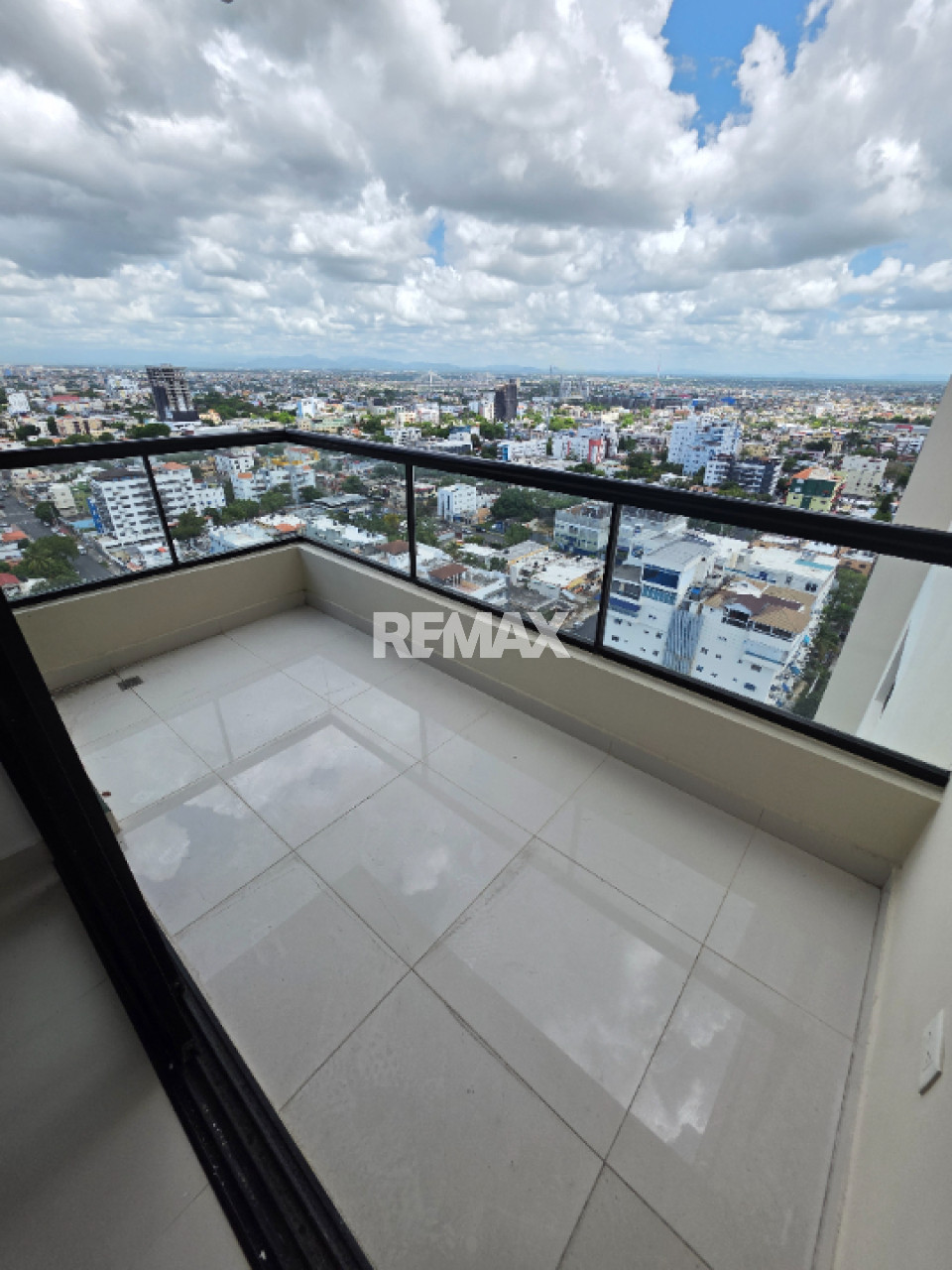 Apartamento en SANTO DOMINGO ESTE, ALMA ROSA I