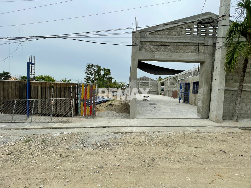 Nave Industrial en SANTO DOMINGO DE GUZMÁN, LOS GIRASOLES I