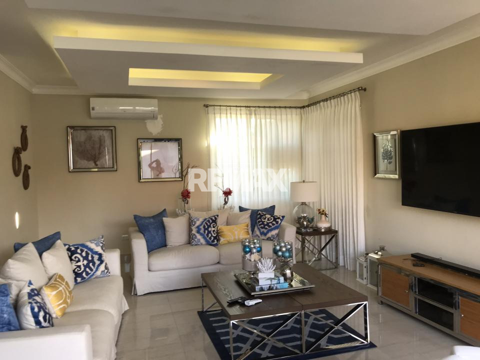 Tourist Property en GUAYACANES, JUAN DOLIO