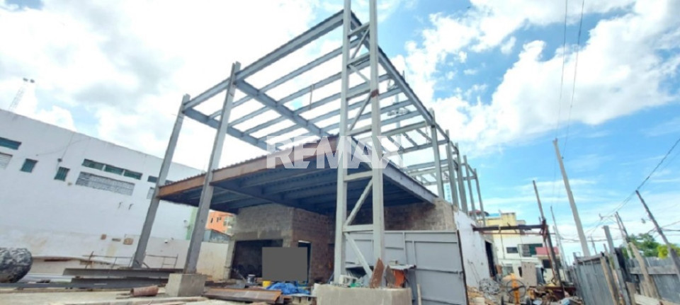 Nave Industrial en SANTO DOMINGO ESTE, URBANIZACIÓN LUCERNA