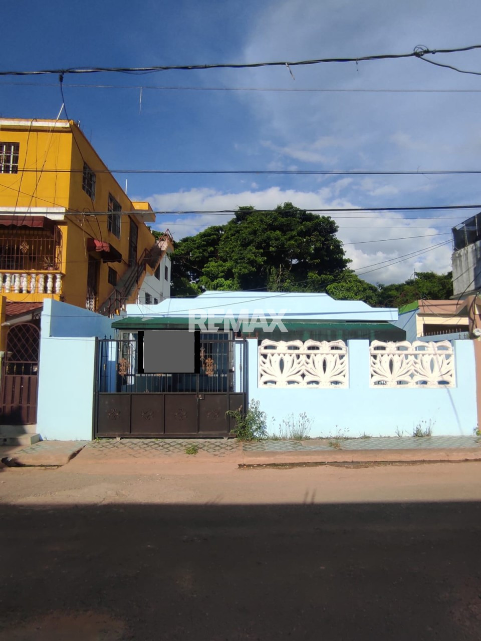 Casa en SANTO DOMINGO ESTE, SAN ISIDRO ADENTRO