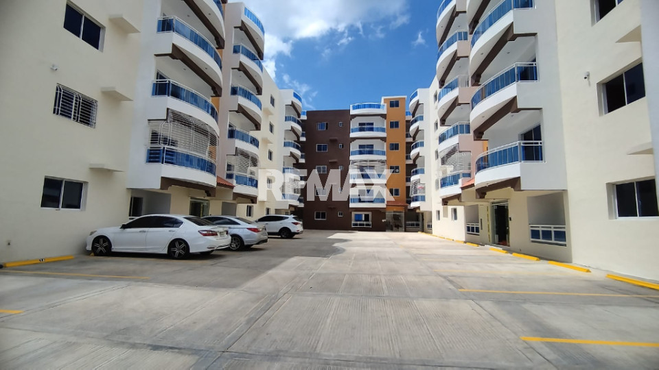 Apartamento en SANTO DOMINGO ESTE, ALMA ROSA I
