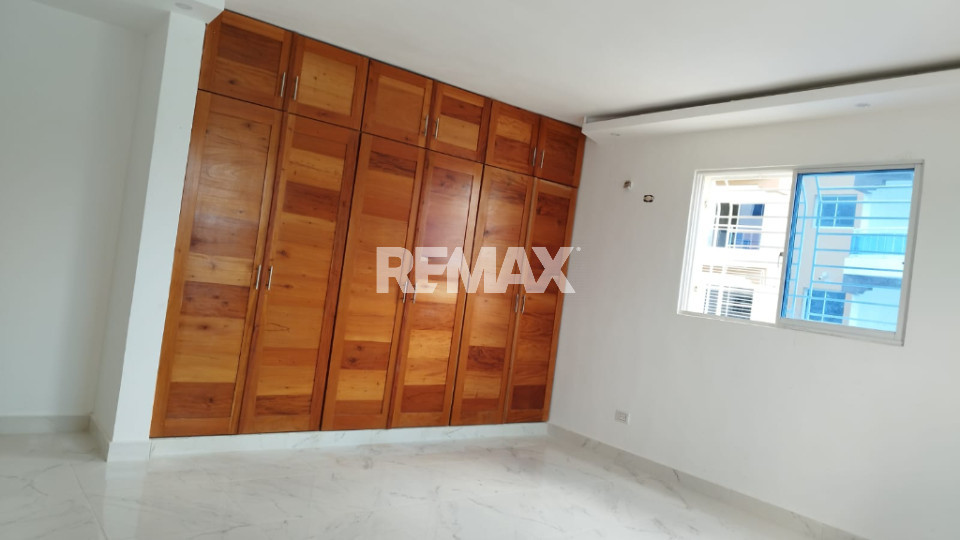 Apartamento en SANTO DOMINGO ESTE, ALMA ROSA I