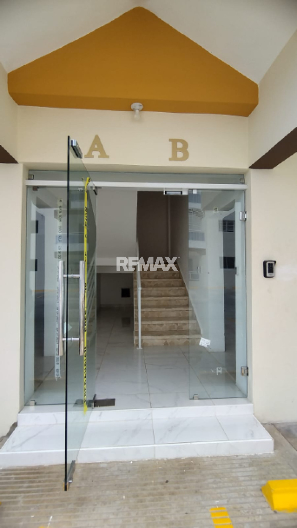 Apartamento en SANTO DOMINGO ESTE, ALMA ROSA I