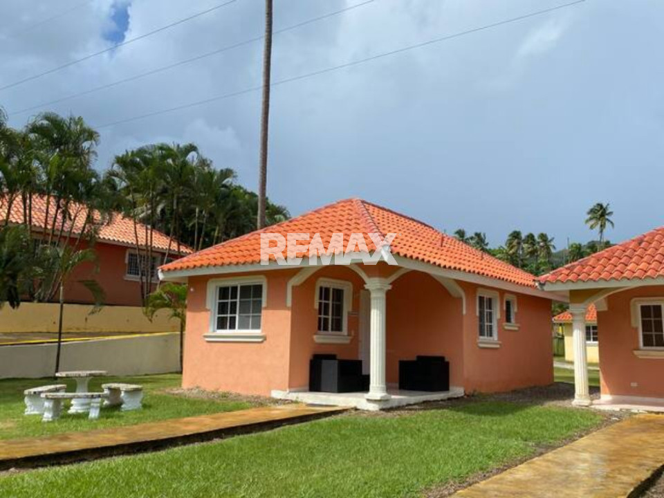 Casa en LOS RÓBALOS, SAMANÁ