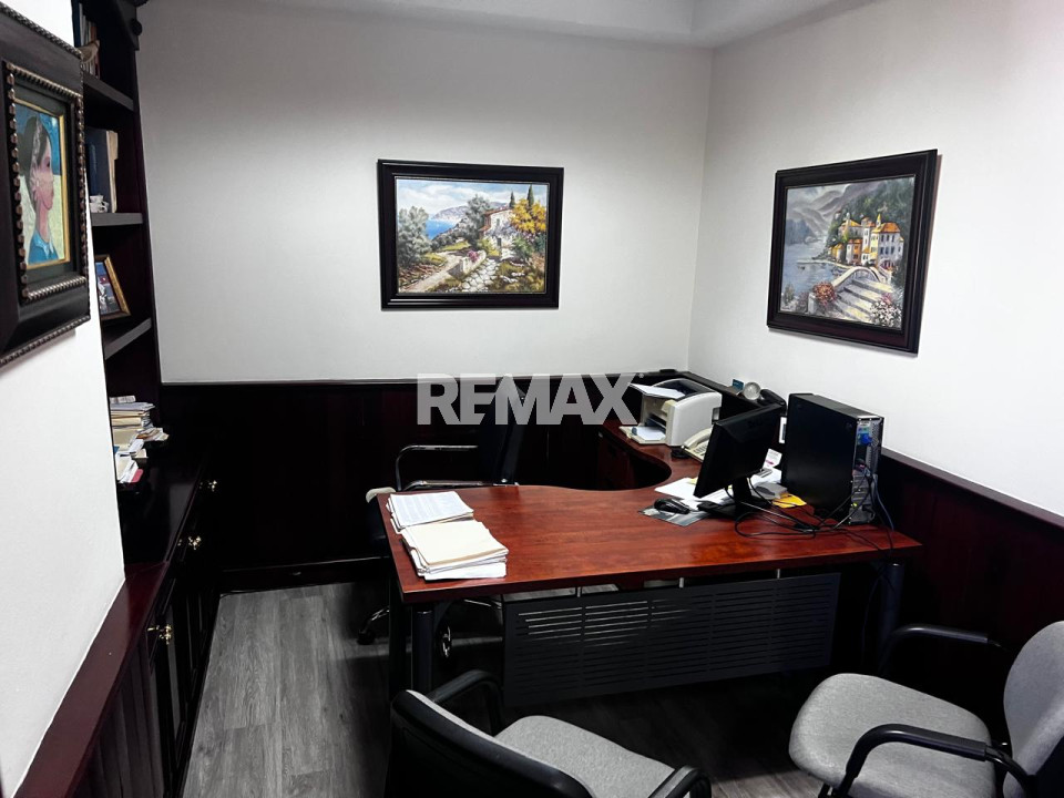 Office Space en SANTO DOMINGO DE GUZMÁN, ENSANCHE NACO