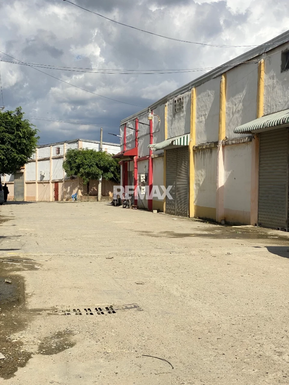 Nave Industrial en SANTO DOMINGO DE GUZMÁN, LOS GIRASOLES I