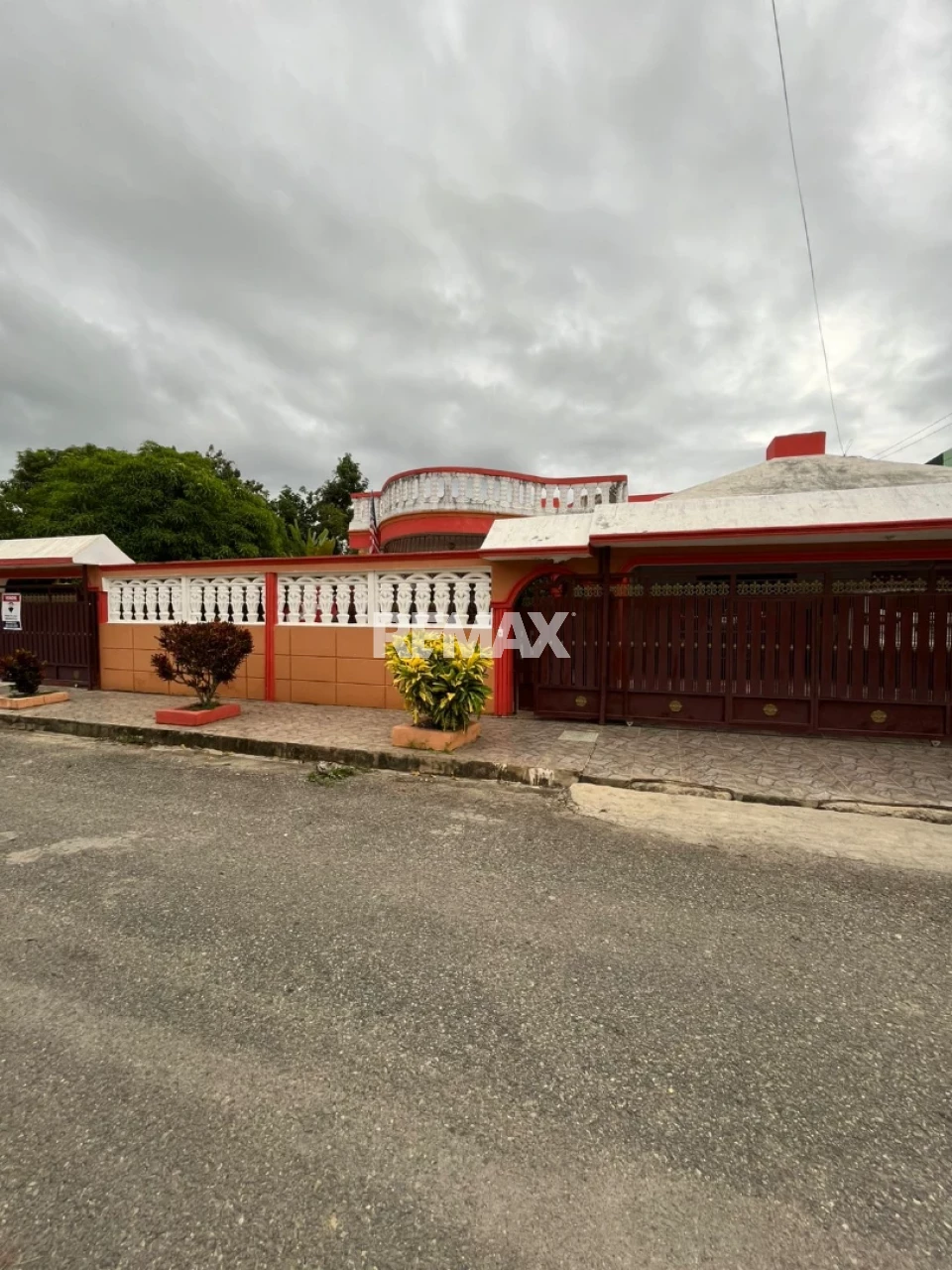 House en SANTO DOMINGO ESTE, RESIDENCIAL INVI-DOREX