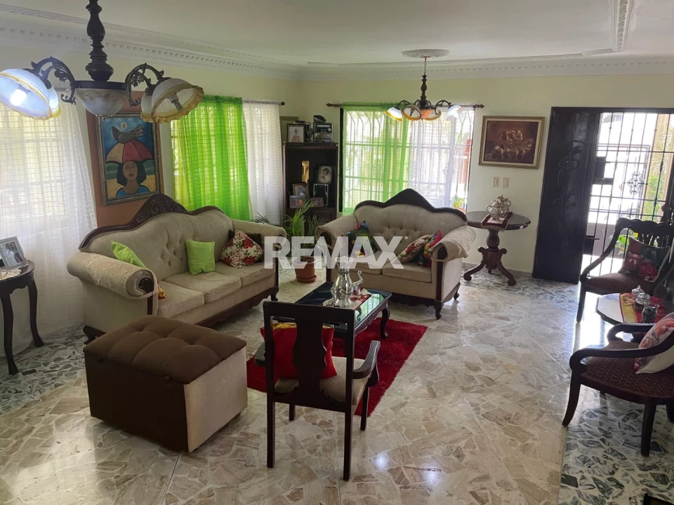 House en SANTO DOMINGO OESTE, MIRADOR DEL OESTE