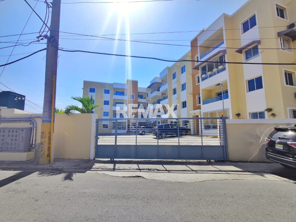 Apartamento en SANTO DOMINGO ESTE, REPARTO LOS TRES OJOS