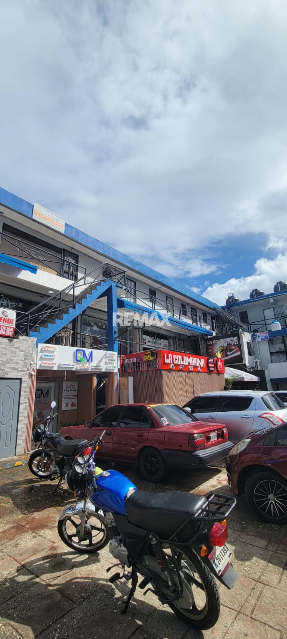 Edificio en MATA HAMBRE, SANTO DOMINGO DE GUZMÁN