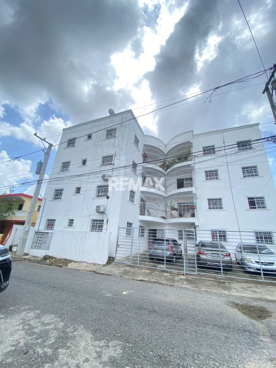 Building en SANTO DOMINGO ESTE, VILLA FARO