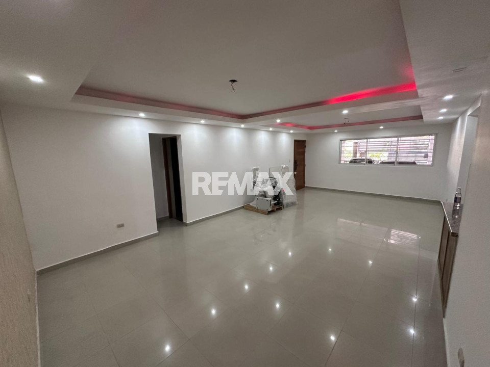 Apartamento en SANTO DOMINGO DE GUZMÁN, LOS RESTAURADORES