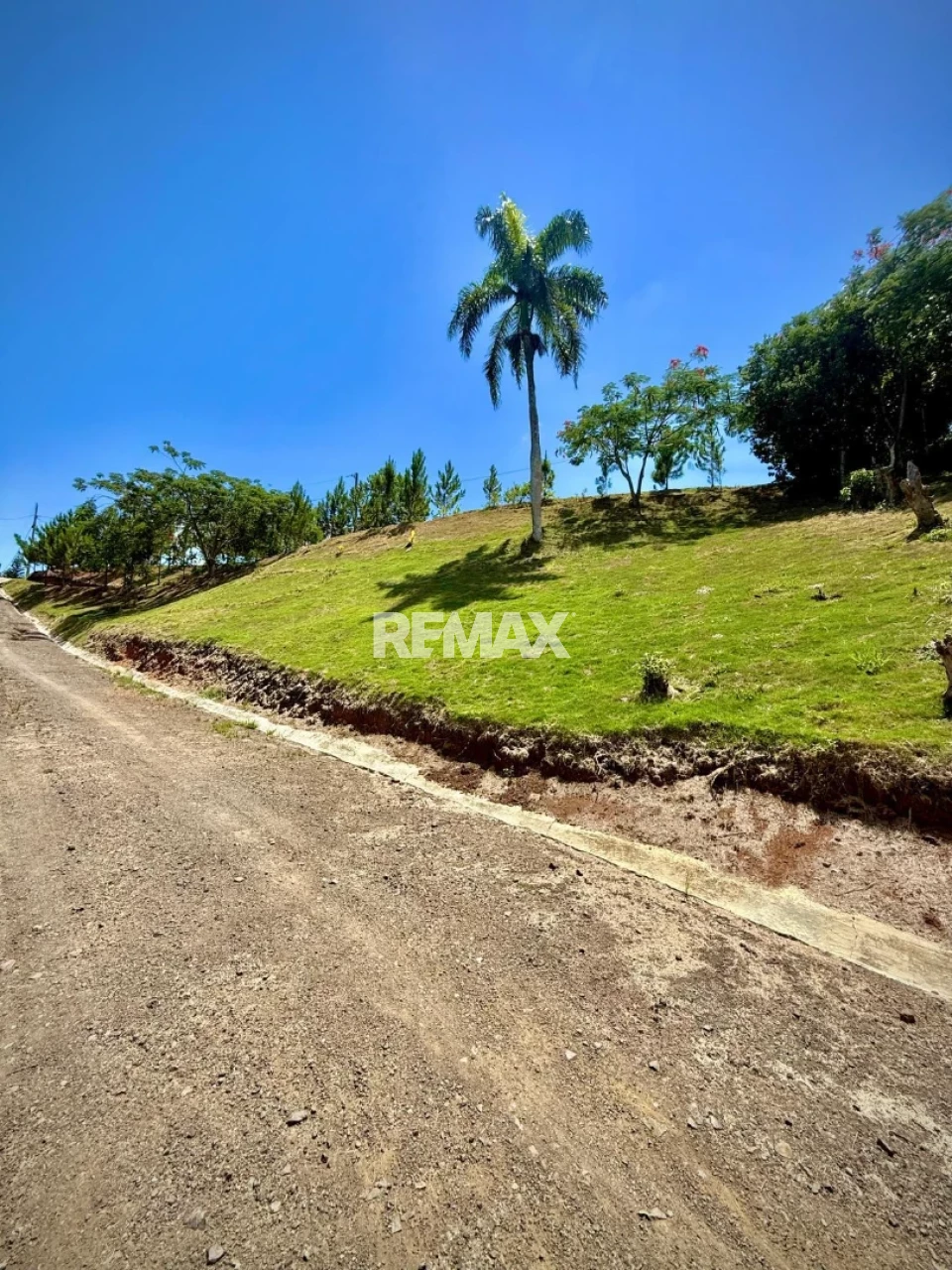 Terreno en CERCADO ALTO, LA VEGA