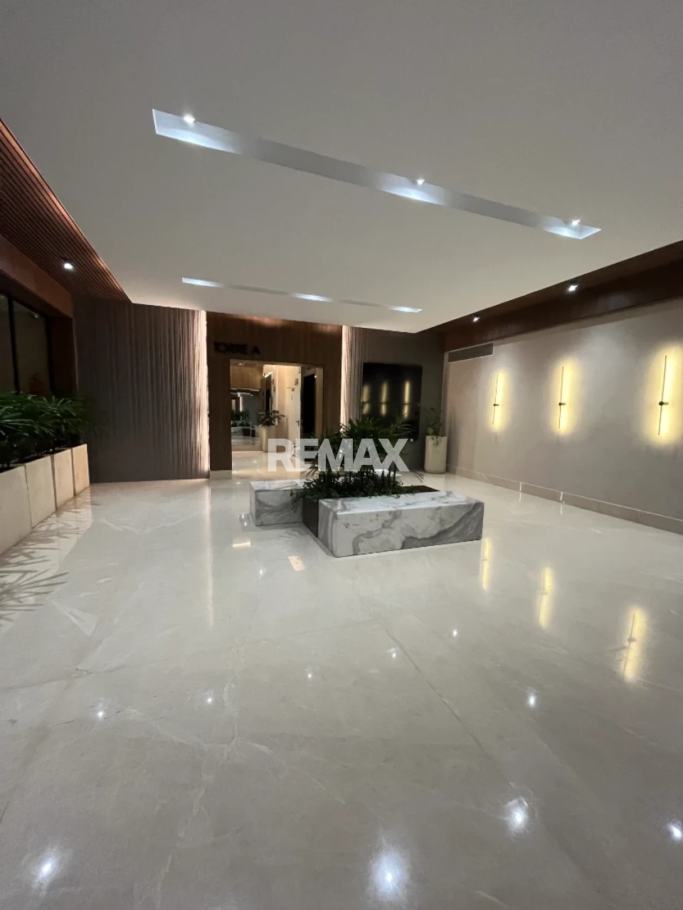 Commercial Space en SANTO DOMINGO DE GUZMÁN, PIANTINI
