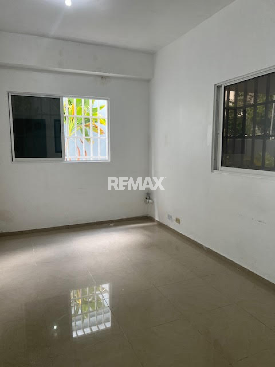Commercial Space en SANTO DOMINGO DE GUZMÁN, LOS PRADOS