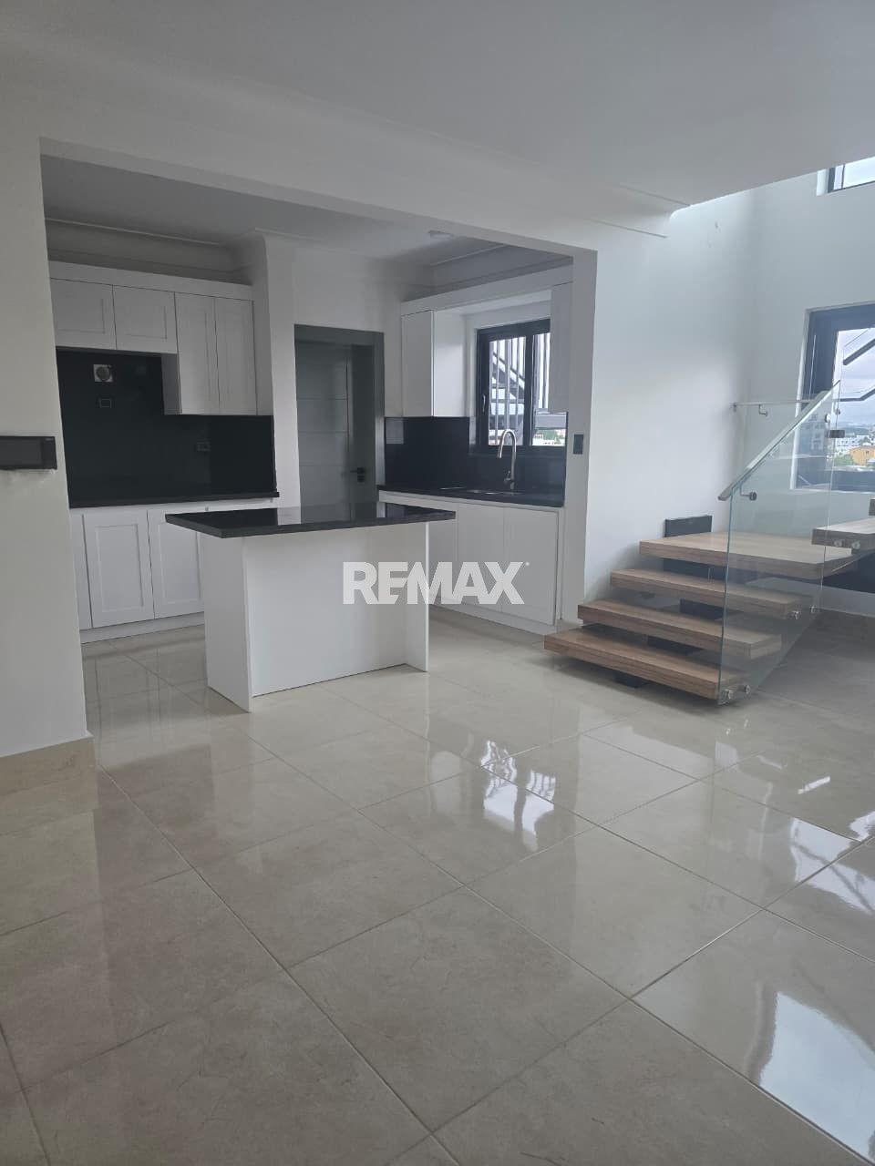 Penthouse en SANTIAGO, URBANIZACIÓN MONTE VERDE