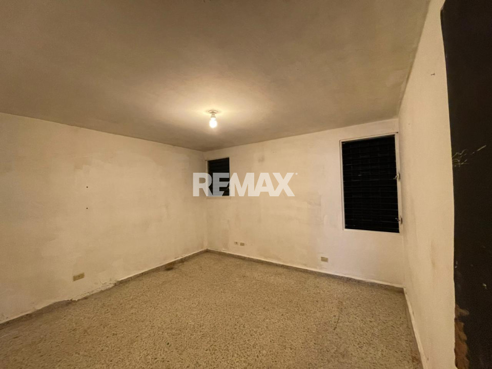 Local Comercial en SANTO DOMINGO DE GUZMÁN, PIANTINI