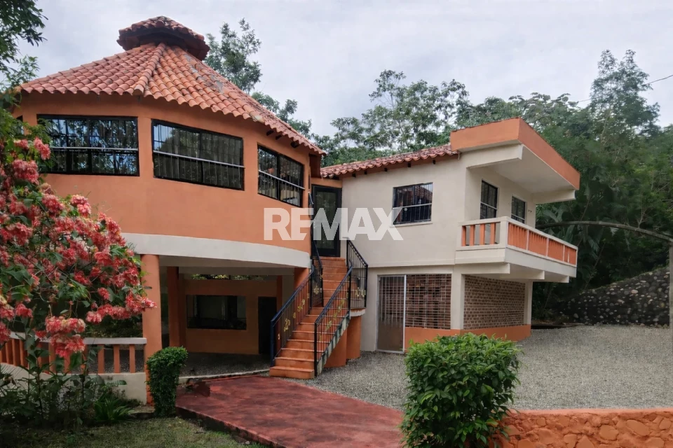 Finca en VILLA ALTAGRACIA, SAN CRISTÓBAL
