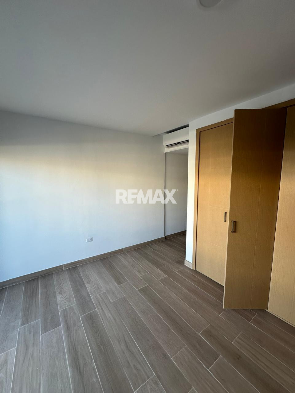 HERMOSO APARTAMENTO A PASOS DE LA PLAYA - 3