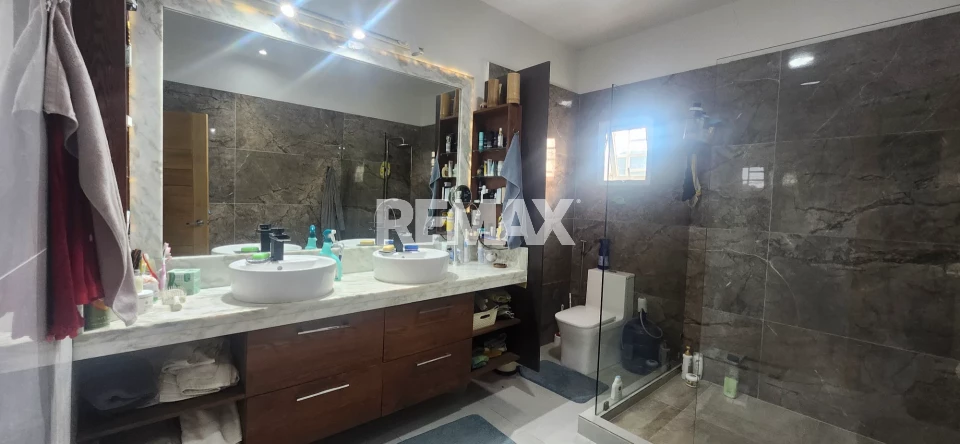 Property view 14