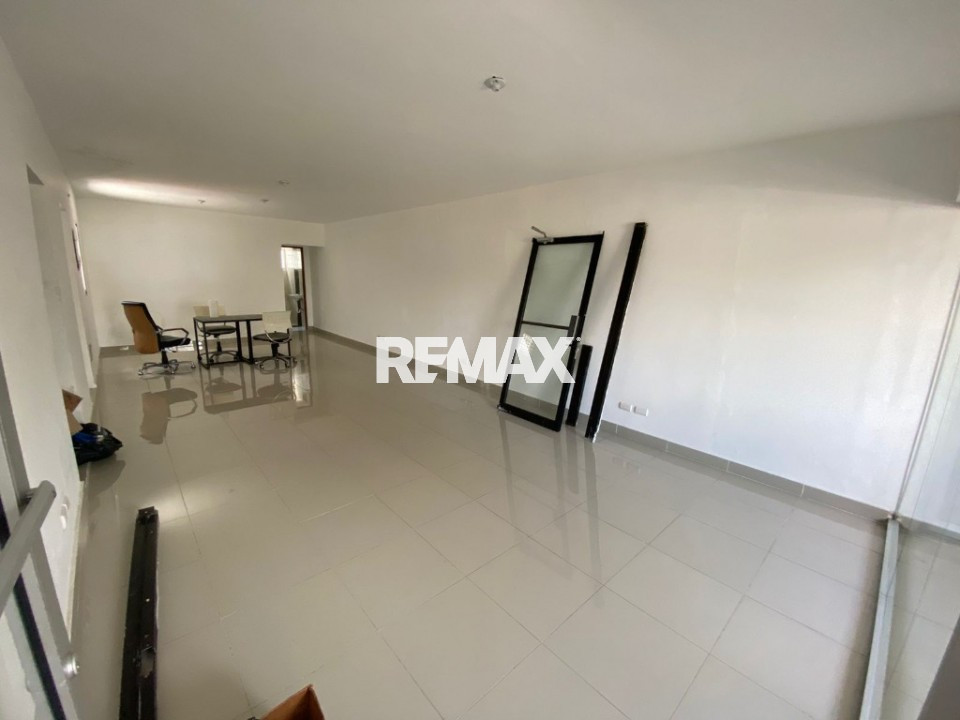 Commercial Space en SANTO DOMINGO DE GUZMÁN, EVARISTO MORALES