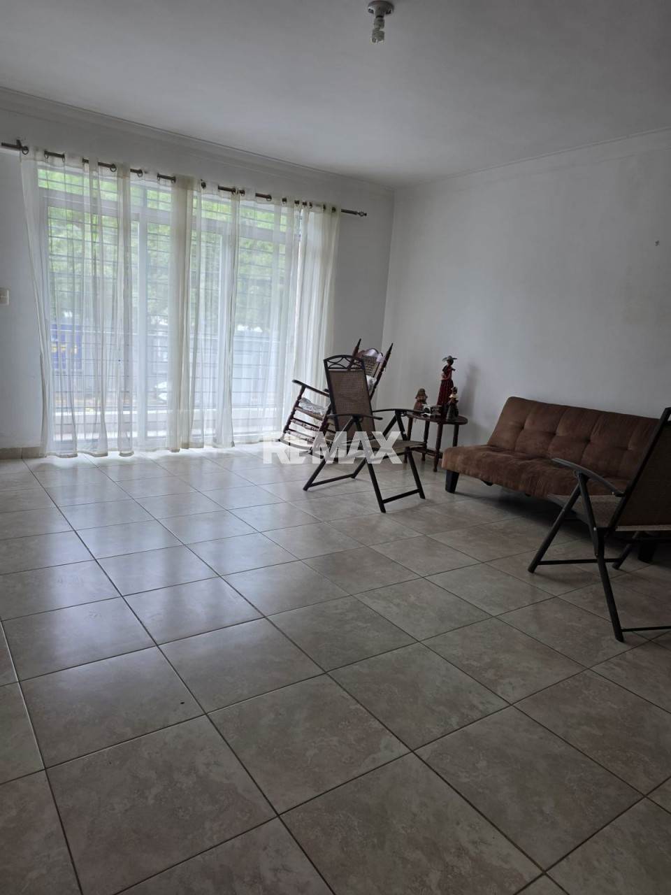 Apartamento en JARDINES DEL SUR I y II, SANTO DOMINGO DE GUZMÁN