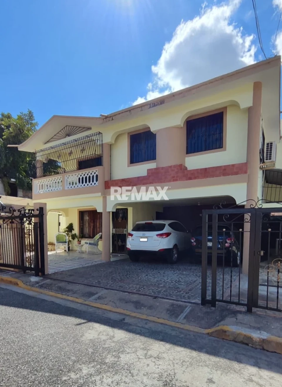 Casa en SANTO DOMINGO DE GUZMÁN, MIRAMAR
