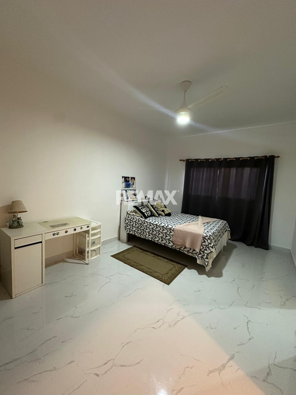 Hermosa y espaciosa Villa en venta - 17