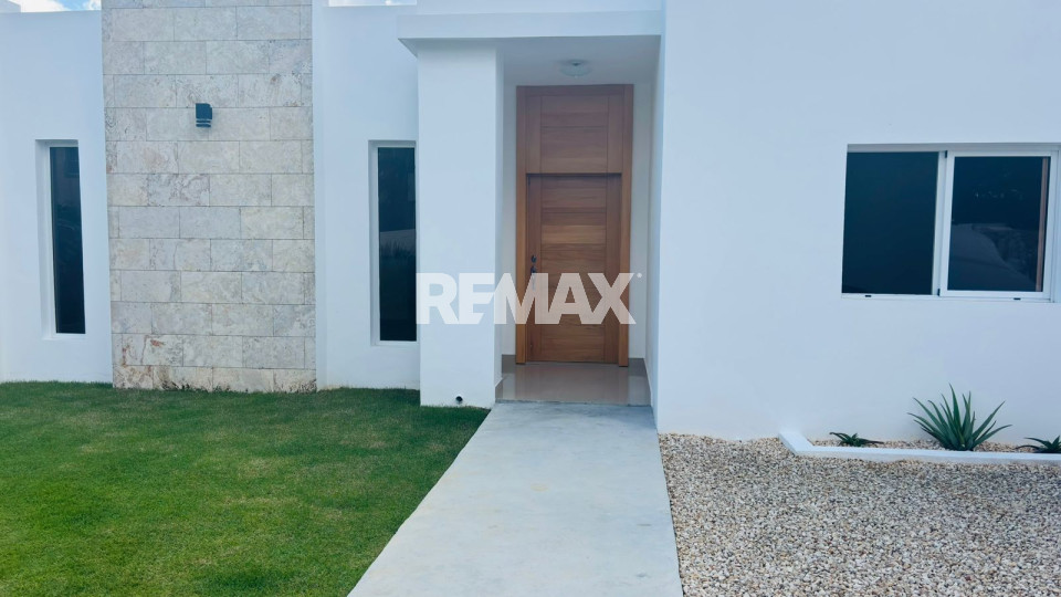 Casa en BAVARO, EL EJECUTIVO