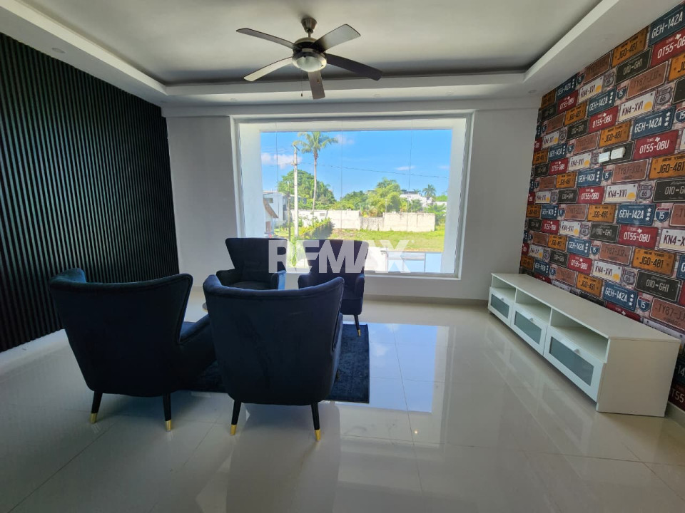 Casa en SAMANÁ LAS TERRENAS, CENTRO DEL PUEBLO